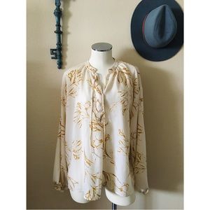 ⭐️A New Day⭐️silk Boho Top